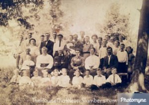 This Family Reunion Looks Sharp [Genealogy Photo] - Josiah & Lydia Sharp Family #genealogy #familyhistory #familytree #ancestry #ancestors #indianahistory