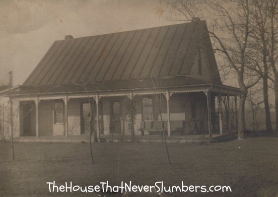 The Old Furnas Place near Cherry Grove, Randolph County, Indiana #genealogy #Indianahistory #RandolphCountyIndiana #oldphotos