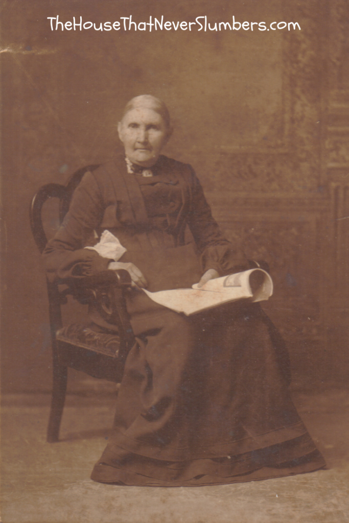 Thomas Ward Revolutionary War Mystery Solved and Pictures of Ward-Moffitt [Genealogy] - Edith Ward Moffitt age 75 #genealogy #familytree #familyhistory #ancestry #indianahistory #oldphotos