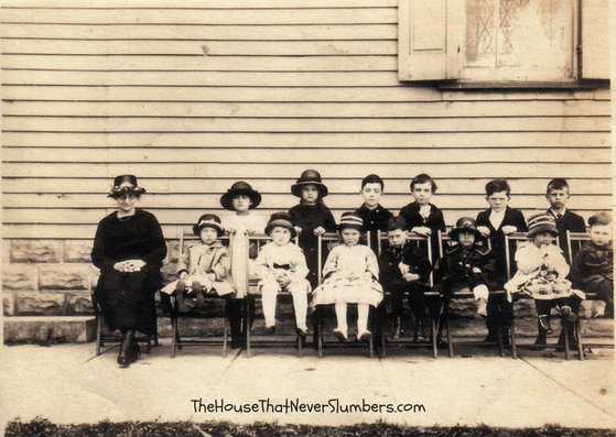 Bloomingport Friends Sunday School about 1921 - #genealogy #familyhistory #familytree #indianahistory #randolphcountyindinana