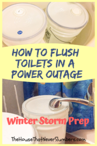 How to Flush Toilets in a Power Outage - Flushing toilets can become a major problem with no electricity, but with a little planning, you can make several flushes possible. Find out the easy way to flush toilets in a power outage. #winterstorm #flushtoilets #poweroutage #icestorm #survival #offgrid